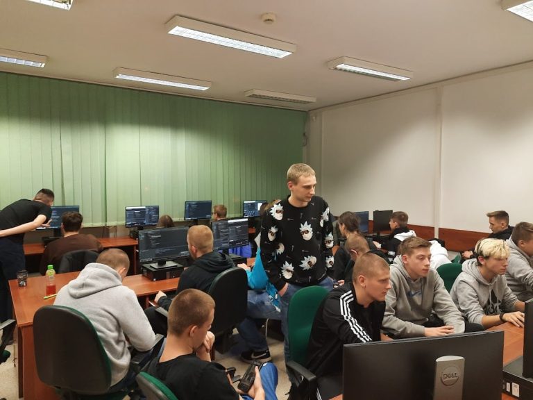 Warsztaty z programowania aplikacji mobilnych